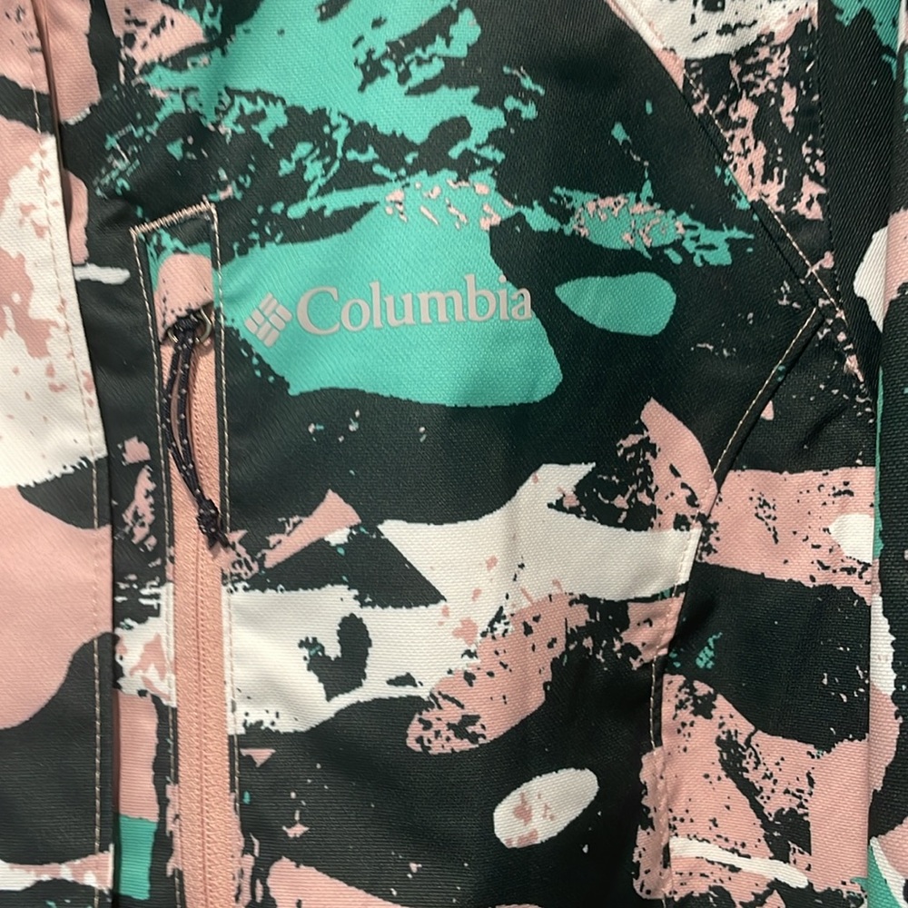 COLUMBIA Women’s Medium Omni Tech Regular FIT 🔥🔥🔥Thermal Reflective Omni-Heat